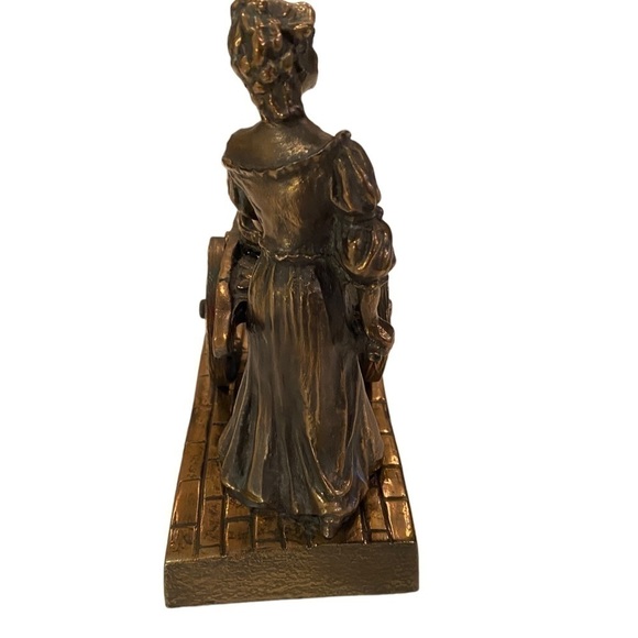 Rynhart Molly Malone "Striving Against Adversity" Small Bronze Sculpture - Picture 5 of 9